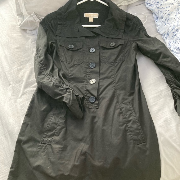 Michael Kors dress.  Long sleeve with pockets amazing condition. - Picture 5 of 5